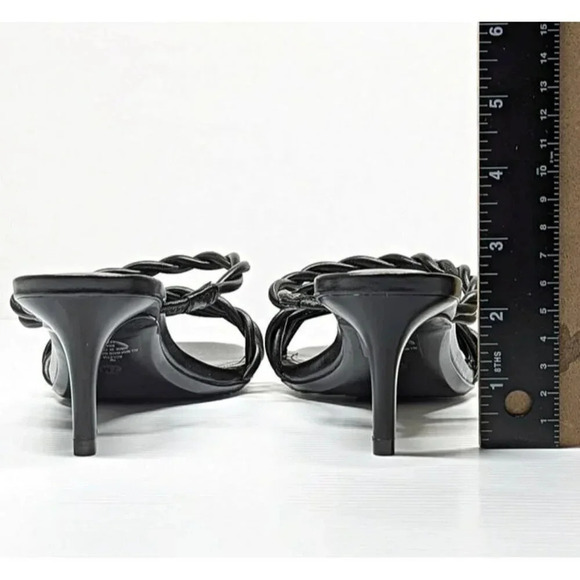 Calvin Klein Women's Ileyia Strappy Slip-On Dress Sandals Size 7 M (MSRP $99) - Picture 7 of 9